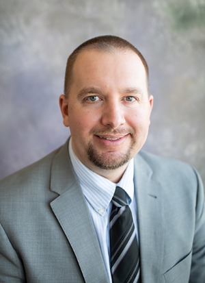 Tony Zuzzio headshot